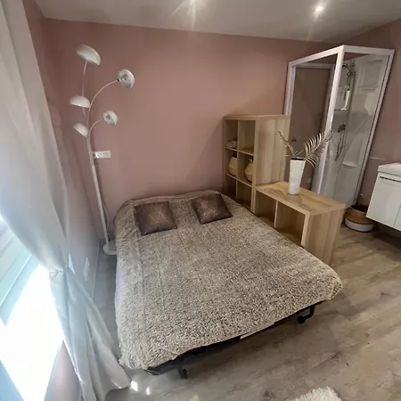 Dependance Prive Appartement Saint-Thibault-des-Vignes Buitenkant foto